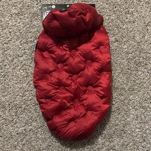 NWT Silverpaw Red Dog Puffer Jacket Large